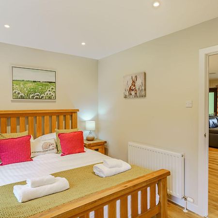 Bluebell Lodge 4 With Hot Tub Newton Stewart Zewnętrze zdjęcie