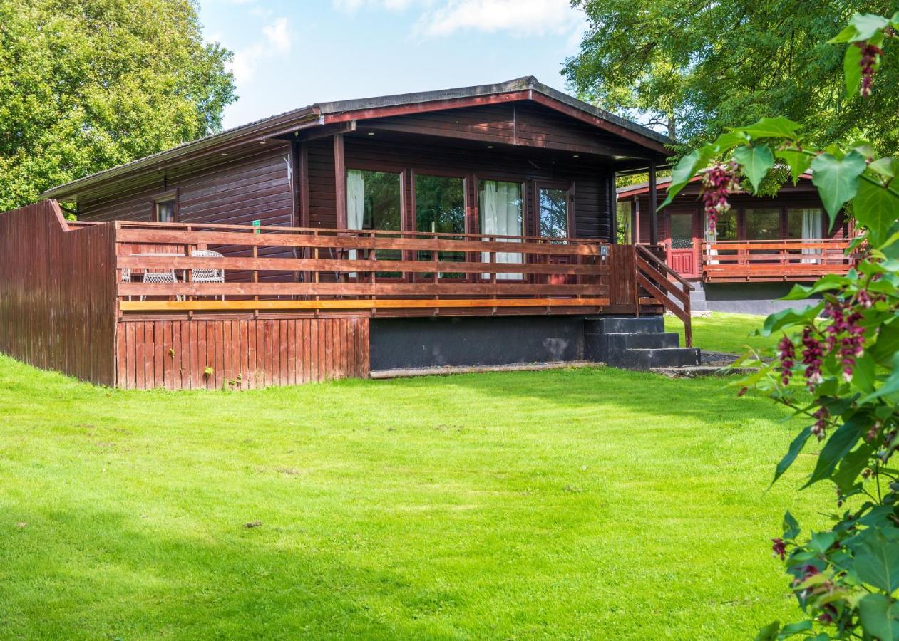 Bluebell Lodge 4 With Hot Tub Newton Stewart Zewnętrze zdjęcie