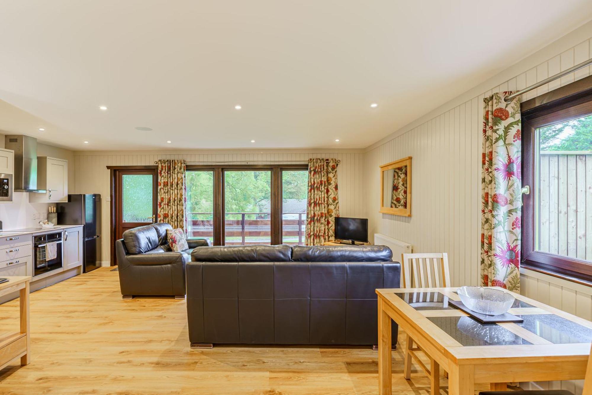 Bluebell Lodge 4 With Hot Tub Newton Stewart Zewnętrze zdjęcie